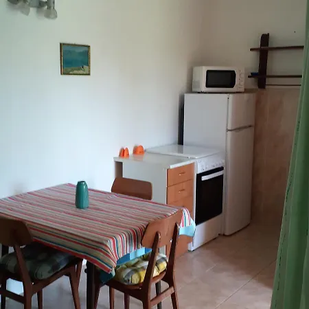 Apartment Apartment Renatare - Close To Sea