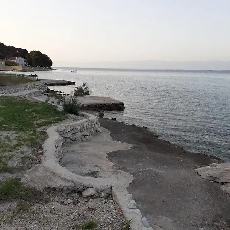 Apartment Renatare - Close To Sea Apartment *