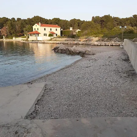 Apartment Apartment Renatare - Close To Sea Ugljan